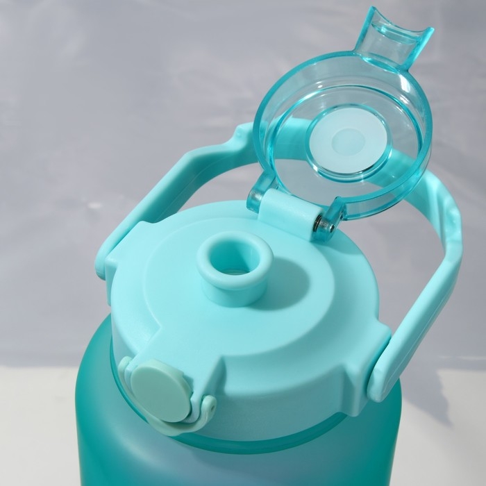 Бутылка для воды с наклейками &laquo;Спорт&raquo;, 2,25 л