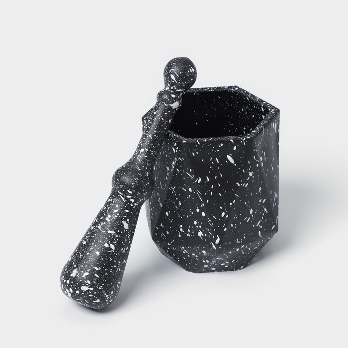 Ступка с пестиком &laquo;Грани&raquo;, 10&times;18 см, цвет чёрный