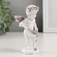 Сувенир полистоун "Ангелочек с лепестками роз" кофейный венок 6,5х4х10,5 см Сувенир полистоун "Ангелочек с лепестками роз" кофейный венок 6,5х4х10,5 см