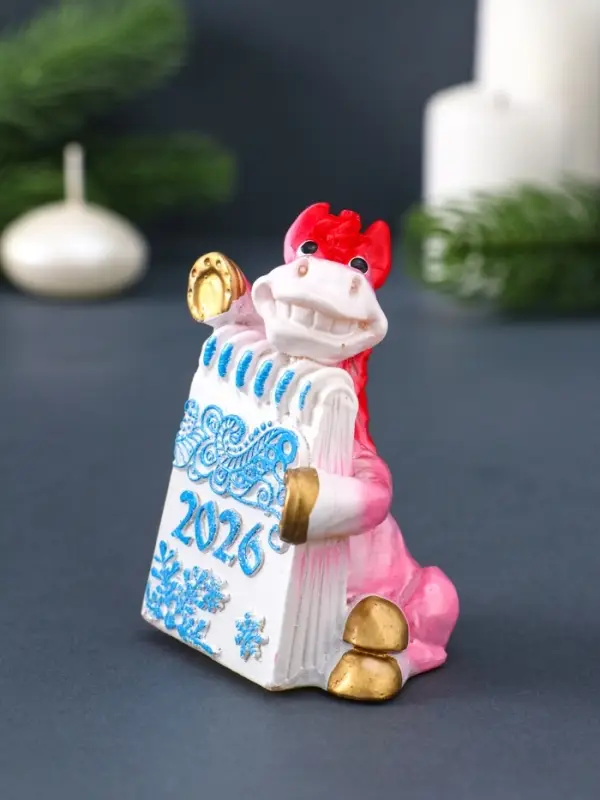 Свеча фигурная "Лошадка с открыткой" 6х4,5х8,5 см, цв. розово-голубой