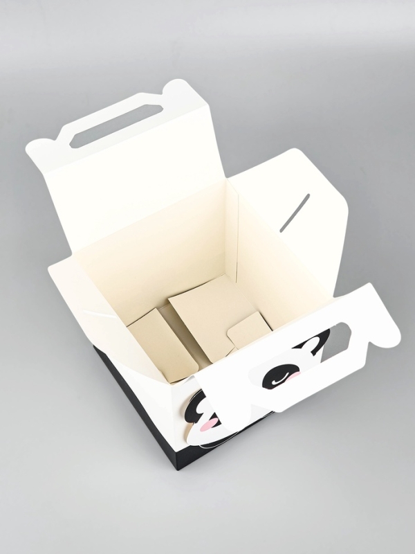 Подарочная упаковка &laquo;Панда&raquo; 15 х 15 х 15 см