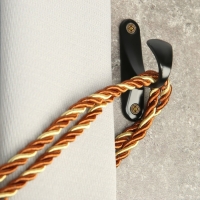 Крючок для штор CAPPIO KS101, однорожковый, цвет черный, 2 шт. Крючок для штор CAPPIO KS101, однорожковый, цвет черный, 2 шт.