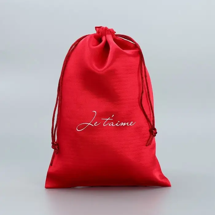 Мешочек подарочный атласный &laquo;Люблю от всего сердца&raquo;, 16 х 24 см +/- 1.5 см