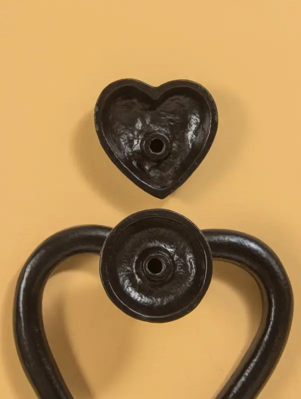 Дверной молоток "Сердце" 12х11 см