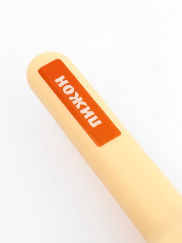 Пуходерка пластиковая "Петушок" с самоочисткой, 8,7 х 22 см, жёлтая