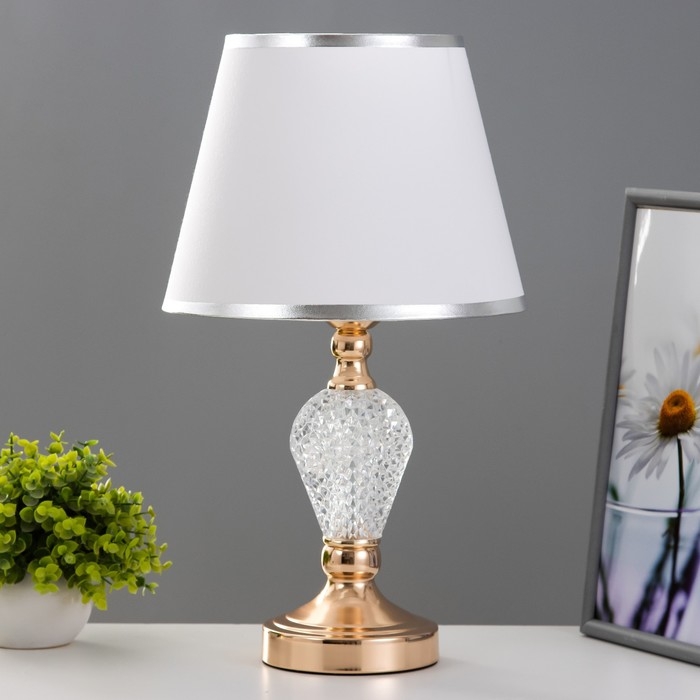 Настольная лампа "Инес" Е27 40Вт хром 25х25х43 см RISALUX