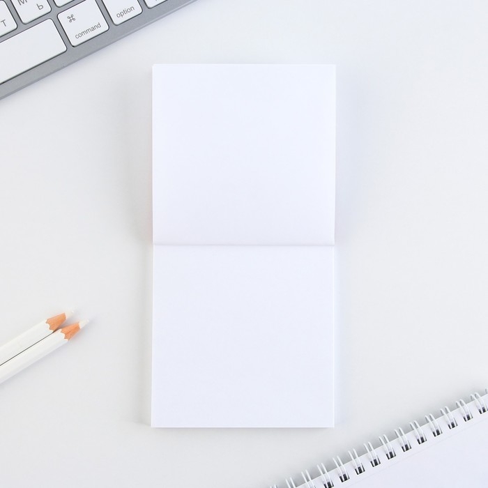 Подарочный набор: блокнот-раскраска и восковые мелки &laquo;С праздником весны&raquo;