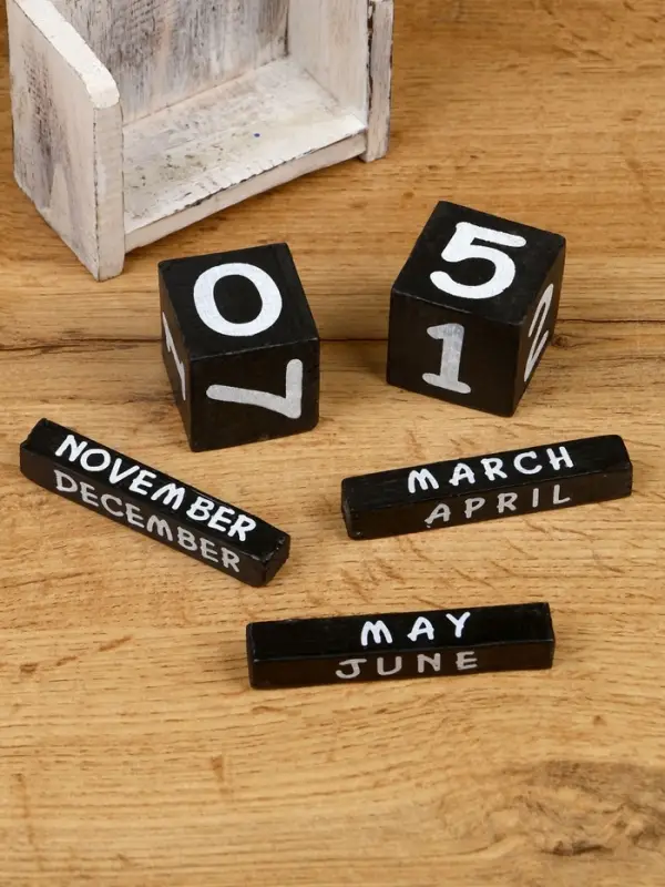 Календарь настольный &laquo;Морская звезда&raquo;, 10.5&times;5.5&times;18 см, дерево, золотисто-синий