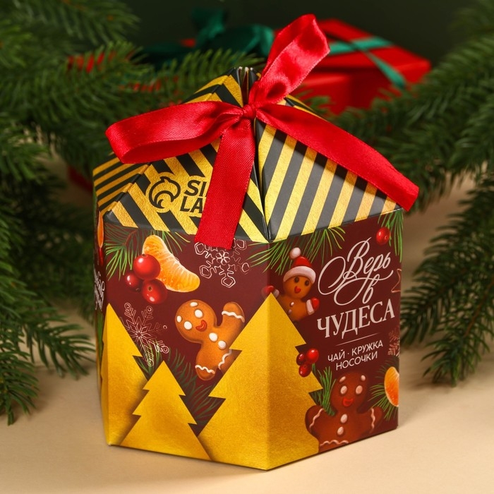 Подарочный набор &laquo;Верь в чудеса&raquo;: чай чёрный, вкус: глинтвейн, 50 г., кружка 300 мл., носки 36 - 39 размер