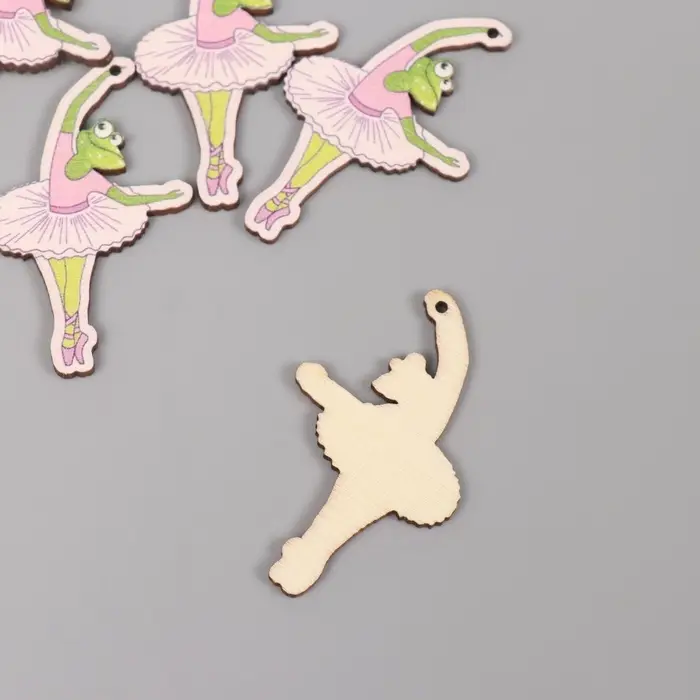 Декор для творчества дерево "Лягушка-балерина" 4,6х2,8х0,3 см