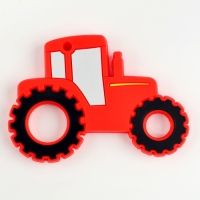 Прорезыватель силиконовый для зубов &laquo;Трактор&raquo;, цвет красный