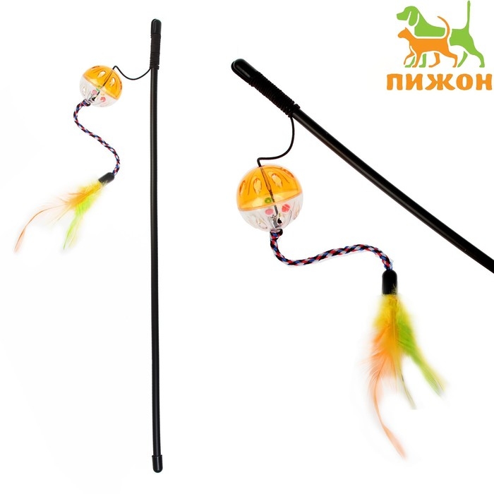 Дразнилка с шариком-погремушкой и перьями, микс цветов Дразнилка с шариком-погремушкой и перьями, микс цветов