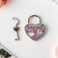 Замок свадебный с ключом &laquo;Любовь навсегда&raquo;.