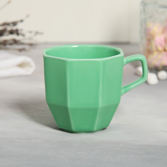 Чайная пара «Цветы», кружка 200 мл, блюдце 13 см Чайная пара «Цветы», кружка 200 мл, блюдце 13 см