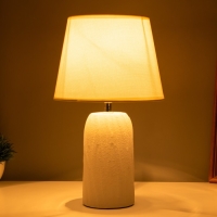 Лампа настольная "Бию" 1х40Вт Е14 белый 20х20х34см Лампа настольная "Бию" 1х40Вт Е14 белый 20х20х34см