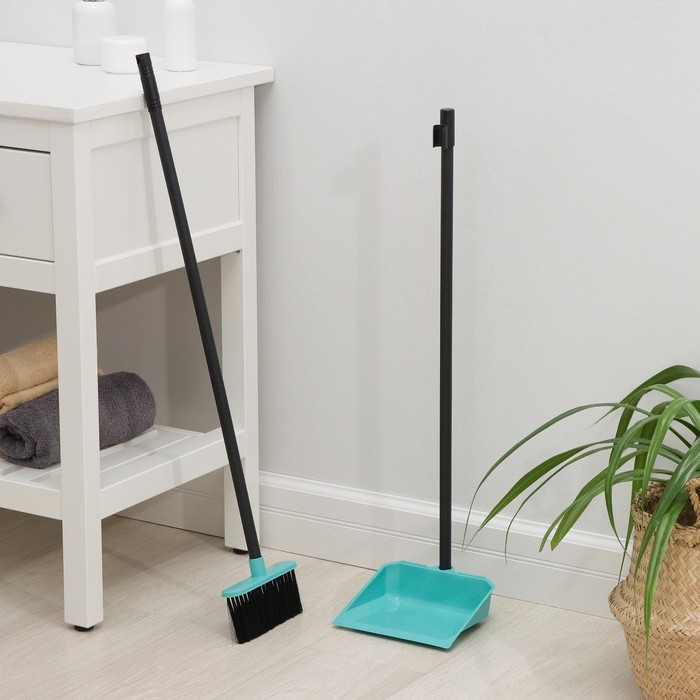 Щётка для пола с совком &laquo;Практик&raquo;, цвет МИКС