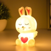 Ночник "Ангел зайка" LED 1Вт 3х LR44 белый 6х6,5х12см RISALUX Ночник "Ангел зайка" LED 1Вт 3х LR44 белый 6х6,5х12см RISALUX