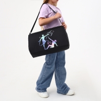 Сумка детская спортивная на молнии для девочки, наружный карман, регулируемый ремень, цвет чёрный Сумка детская спортивная на молнии для девочки, наружный карман, регулируемый ремень, цвет чёрный