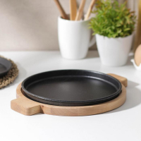 Подставка для сковороды Adelica, 30&times;24&times;1,8 см, внутренний диаметр 22 см, берёза