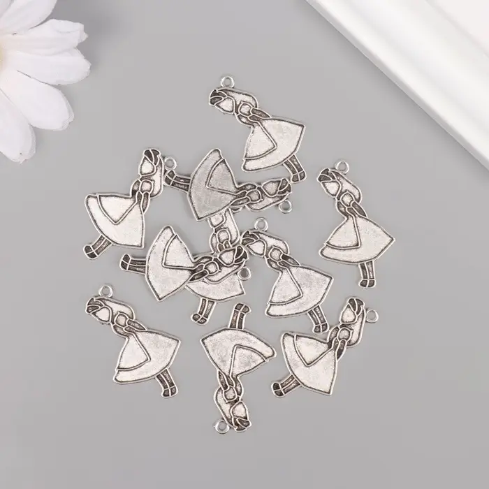 Металлический элемент, декоративная подвеска &laquo;Арт Узор. Алиса&raquo;, серебро, 3.2&times;2 см