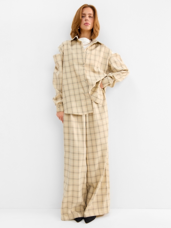 Рубашка женская MINAKU: Casual Collection цвет бежевый в клетку, р-р 50