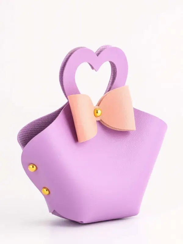 Кожанная подарочная сумочка 10,5 х 5 х 6 см сиреневая