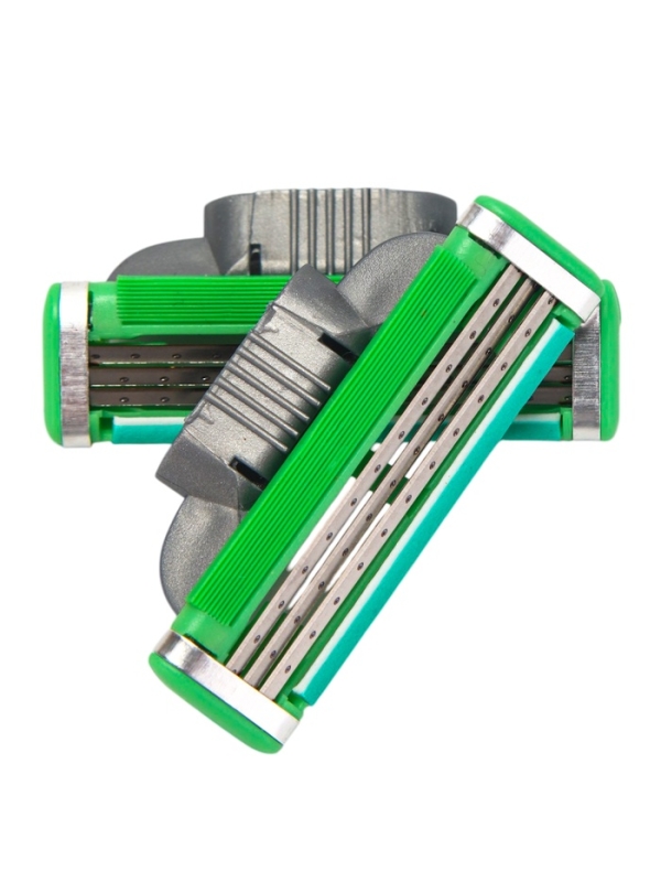 Станок Gillette Mach3 + 2 сменные кассеты цвет зеленый