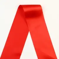 Лента на выпускной &laquo;Выпускник&raquo;, атлас красный 3D