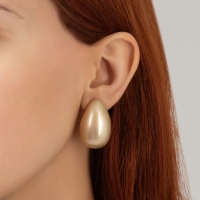 Серьги пластик &laquo;Капля&raquo; гладкие мах, цвет бежевый