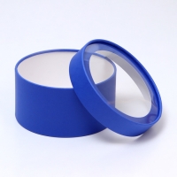 Подарочная коробка "Wewak" пурпурная, завальцованная с окном, 18 х 10 см