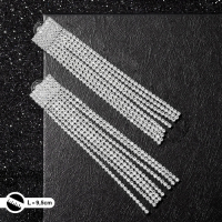 Серьги висячие со стразами &laquo;Водопад&raquo; квадрат, цвет белый в серебре, 9,5 см