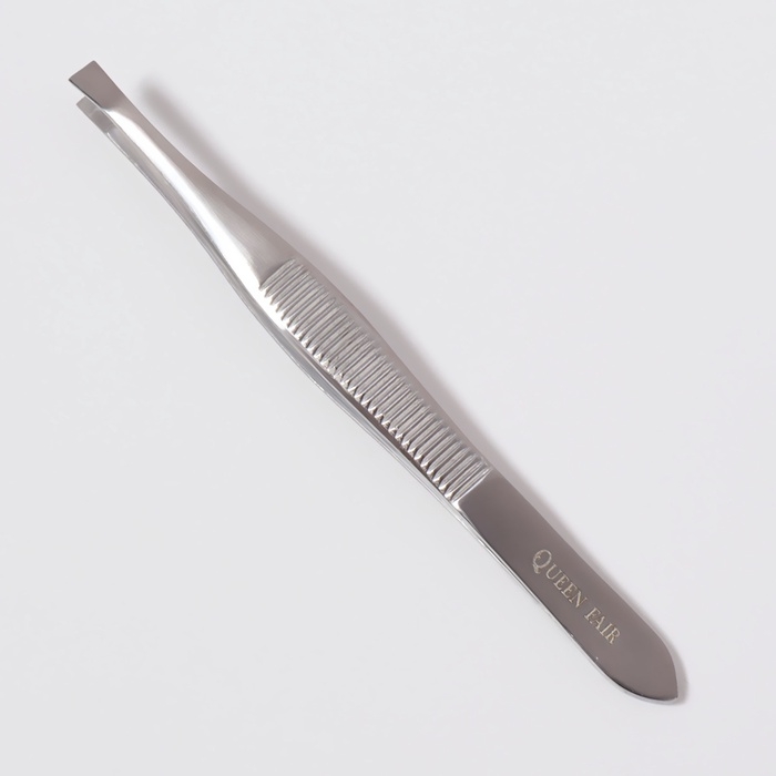 Пинцет «Premium» прямой, узкий, 9 см, на блистере, цвет серебристый Пинцет «Premium» прямой, узкий, 9 см, на блистере, цвет серебристый