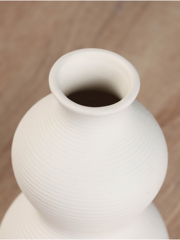 Ваза керамика настольная "Гриневера" геометрия, d-4см, 17х9 см, белый