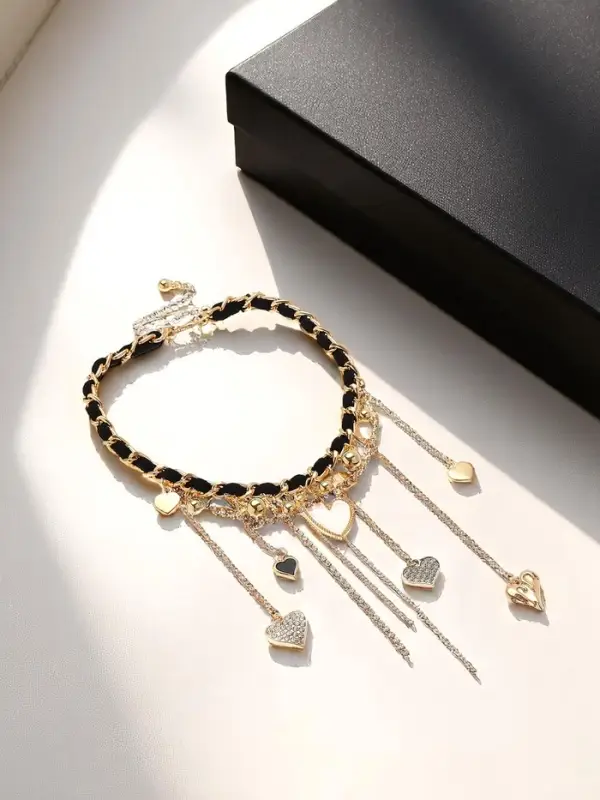 Колье "Акцент" с сердечками, многослойное, цветной в золоте