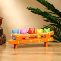 Сувенир "Котята на скамейке" дерево 19х8х6 см, цв. оранжевый