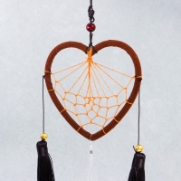 Музыка ветра с ловцом снов "Сердце с кисточками и слон" 4 трубки d=10,5 длина 45 см Музыка ветра с ловцом снов "Сердце с кисточками и слон" 4 трубки d=10,5 длина 45 см