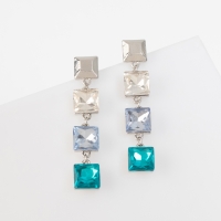 Серьги со стразами &laquo;Блум&raquo; квадраты светлые, цветные в серебре