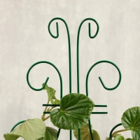 Шпалера, 44 &times; 18 &times; 0.3 см, металл, зелёная, &laquo;Бабочка&raquo;