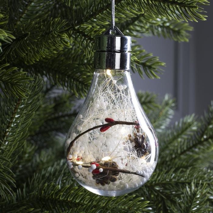 Ёлочный шар «Шишки», батарейки, 5 LED, свечение белое Ёлочный шар «Шишки», батарейки, 5 LED, свечение белое