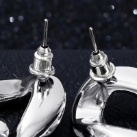 Серьги металл &laquo;Цепь&raquo; диагональные звенья, цвет серебро