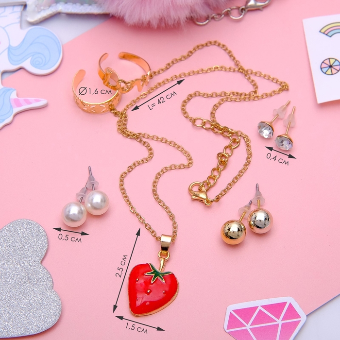 Гарнитур 6 предметов: 3 пары пусет, кулон 2 кольца &laquo;Ягодка&raquo;, цвет красный в золоте, 40 см