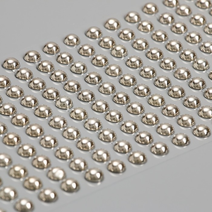 Наклейка пластик стразы "Полужемчужины" d-8 мм серебро 10х27 см