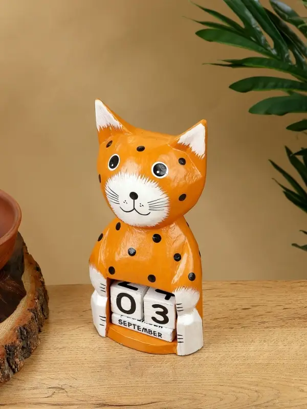 Календарь настольный &laquo;Котенок&raquo;, 10&times;6&times;21 см, дерево