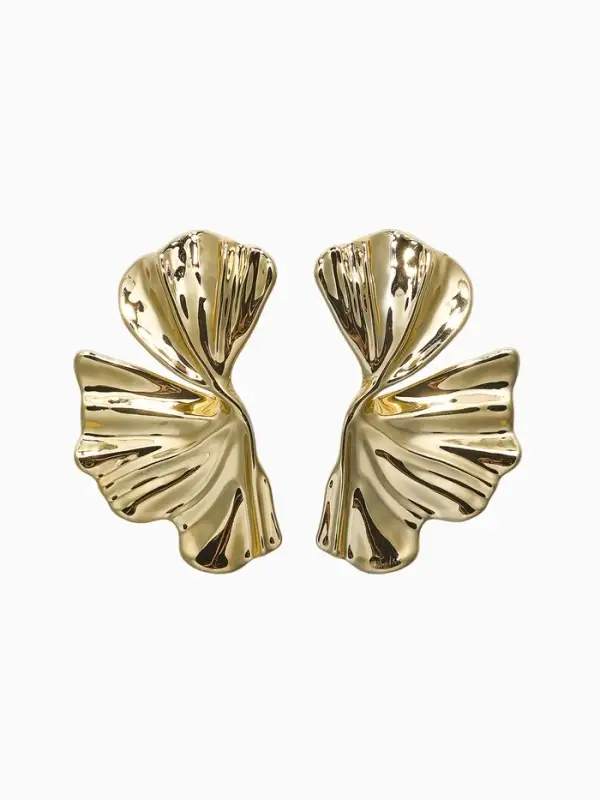 Серьги пластик &laquo;Лепестки&raquo; асимметрия, цвет золото