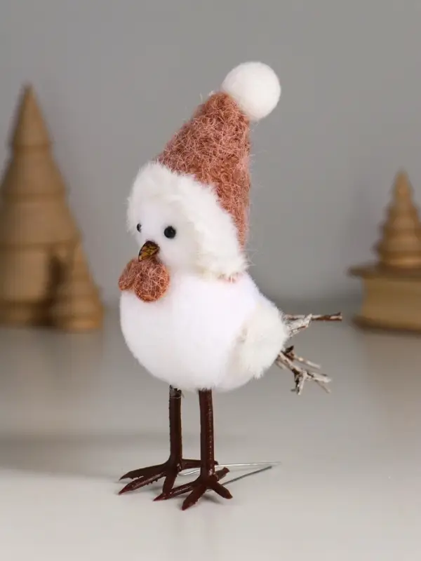 Сувенир "Белая птичка в колпаке и бабочке на веточке ели" 5,3х9,5х14 см