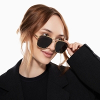 Очки солнцезащитные поляризационные, дужка 13.5 см, ширина 12.8 см, линза 5&times;5.6 см