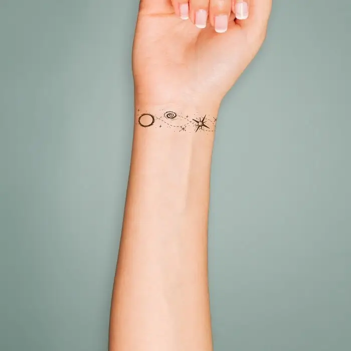 Переводная тату на тело чёрная &laquo;Браслет. Космос&raquo;, 20&times;3 см