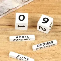 Календарь настольный "Грибок" дерево 13х3,5х9 см, цв. бело-зелёный