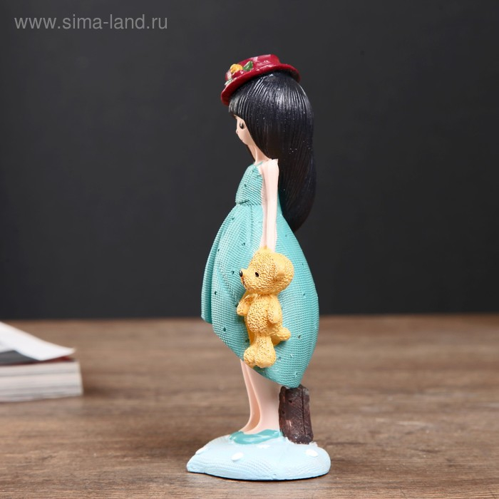 Сувенир полистоун "Малышка в шляпке и игрушкой в руке" МИКС 14х5,5х4,5 см
