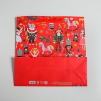 Пакет подарочный новогодний ламинированный квадратный &laquo;Щелкунчик&raquo;, 30 х 30 х 12 см, Новый год